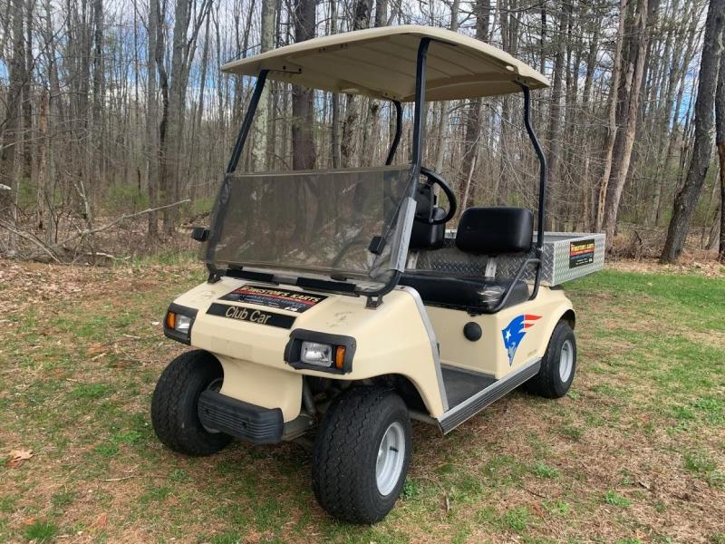 Rental-Club Car DS GAS with CARGO/UTILITY BOX Rental-Club Car DS GAS with CARGO/UTILITY BOX