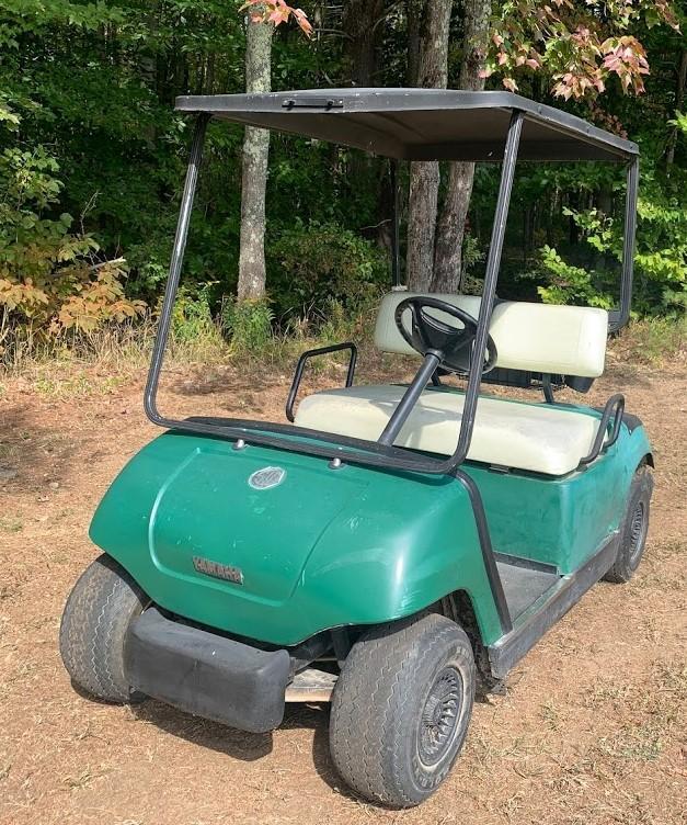 1999 Yamaha GAS G16 2 PASSENGER Golf Car very good running condition 1999 Yamaha GAS G16 2 PASSENGER Golf Car very good running condition
