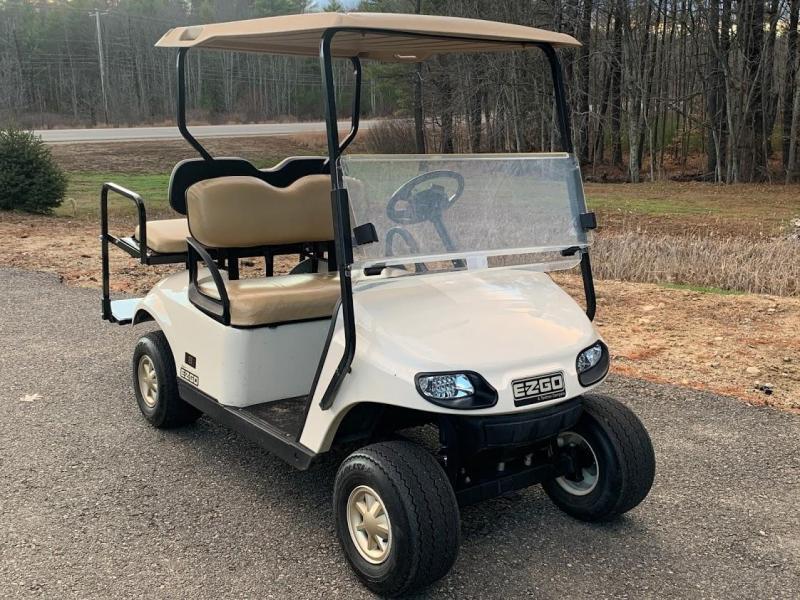 Winter Clearance! 2014 EZGO TXT GAS 4 pass golf cart in great condition