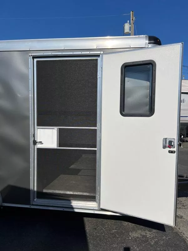 used Cargo (Enclosed) Trailers Haulmark  for sale, in Tacoma, WA Thumbnail 5