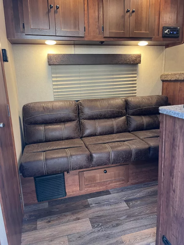 used Horse Trailers SMC Horse Trailers  for sale, in Wellsville, KS Thumbnail 10