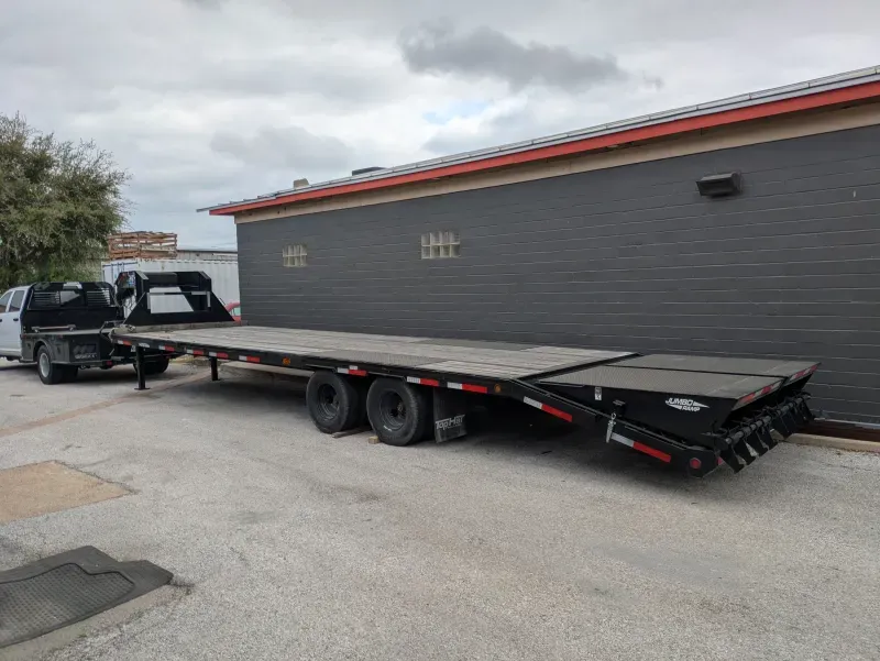 used Equipment / Flatbed Trailers Top Hat Trailers  for sale, in San Antonio, TX Thumbnail 2
