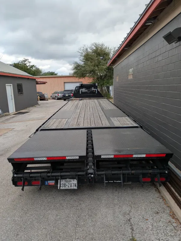 used Equipment / Flatbed Trailers Top Hat Trailers  for sale, in San Antonio, TX Thumbnail 3