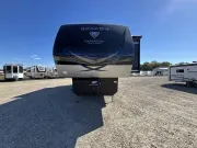 used Fifth Wheel Trailers Vanleigh RV  for sale, in Newfield, NJ Thumbnail 2