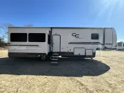 used Fifth Wheel Trailers Forest River  for sale, in Newfield, NJ Thumbnail 8