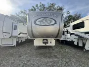 used Fifth Wheel Trailers Palomino  for sale, in Newfield, NJ Thumbnail 2