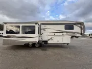 used Fifth Wheel Trailers Forest River  for sale, in Newfield, NJ Thumbnail 8