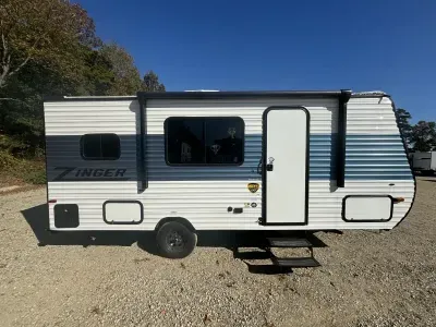 2024 CrossRoads RV Zinger Lite ZR18RK