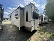 used Fifth Wheel Trailers Jayco  for sale, in Newfield, NJ Thumbnail 4