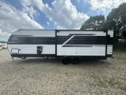 used Travel Trailers East To West  for sale, in Newfield, NJ Thumbnail 4