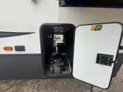 used Fifth Wheel Trailers Keystone RV  for sale, in Newfield, NJ Thumbnail 10