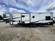 used Fifth Wheel Trailers Heartland  for sale, in Newfield, NJ Thumbnail 4