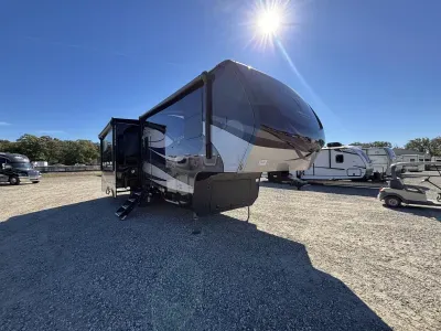 2021 Vanleigh RV Beacon 34RLB