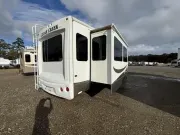used Fifth Wheel Trailers Forest River  for sale, in Newfield, NJ Thumbnail 7