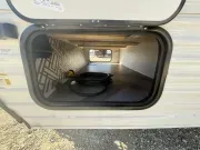 used Travel Trailers CrossRoads RV  for sale, in Newfield, NJ Thumbnail 5