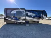 used Fifth Wheel Trailers Vanleigh RV  for sale, in Newfield, NJ Thumbnail 8