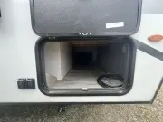 used Travel Trailers Winnebago  for sale, in Newfield, NJ Thumbnail 6