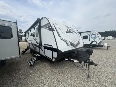 2022 Jayco Jay Feather 22RB