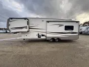 used Fifth Wheel Trailers Forest River  for sale, in Newfield, NJ Thumbnail 4