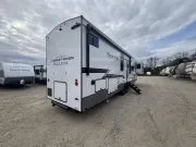 new Fifth Wheel Trailers Forest River  for sale, in Newfield, NJ Thumbnail 7
