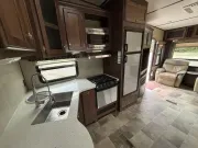 used Fifth Wheel Trailers Keystone RV  for sale, in Newfield, NJ Thumbnail 17