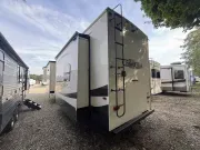 used Fifth Wheel Trailers Forest River  for sale, in Newfield, NJ Thumbnail 4
