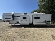 new Fifth Wheel Trailers Forest River  for sale, in Newfield, NJ Thumbnail 4