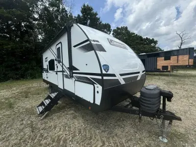 2024 Coleman 2115RK