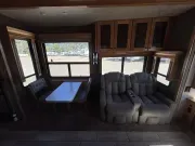 used Fifth Wheel Trailers Vanleigh RV  for sale, in Newfield, NJ Thumbnail 17