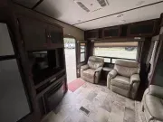 used Fifth Wheel Trailers Keystone RV  for sale, in Newfield, NJ Thumbnail 14