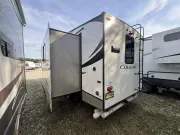 used Fifth Wheel Trailers Keystone RV  for sale, in Newfield, NJ Thumbnail 4