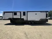 new Fifth Wheel Trailers Forest River  for sale, in Newfield, NJ Thumbnail 4