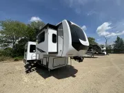 used Fifth Wheel Trailers Forest River  for sale, in Newfield, NJ Thumbnail 1