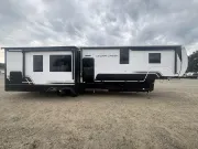 new Fifth Wheel Trailers Forest River  for sale, in Newfield, NJ Thumbnail 8