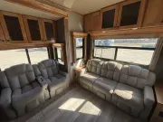 used Fifth Wheel Trailers Vanleigh RV  for sale, in Newfield, NJ Thumbnail 16