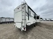 used Fifth Wheel Trailers Keystone RV  for sale, in Newfield, NJ Thumbnail 7