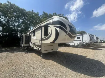 2015 Jayco Pinnacle 36RSQS