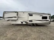used Fifth Wheel Trailers Forest River  for sale, in Newfield, NJ Thumbnail 4