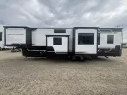 new Fifth Wheel Trailers Forest River  for sale, in Newfield, NJ Thumbnail 4
