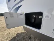 new Fifth Wheel Trailers Forest River  for sale, in Newfield, NJ Thumbnail 11