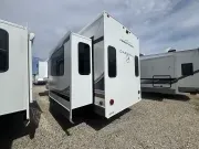 new Fifth Wheel Trailers Forest River  for sale, in Newfield, NJ Thumbnail 4