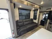 used Fifth Wheel Trailers Heartland  for sale, in Newfield, NJ Thumbnail 15