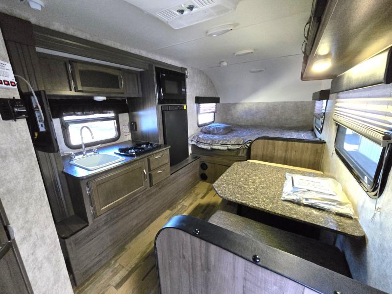 used Travel Trailers Winnebago Winners Circle for sale, in Enola, PA Thumbnail 11