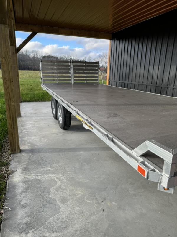 used Equipment / Flatbed Trailers Aluma  for sale, in London, KY Thumbnail 4