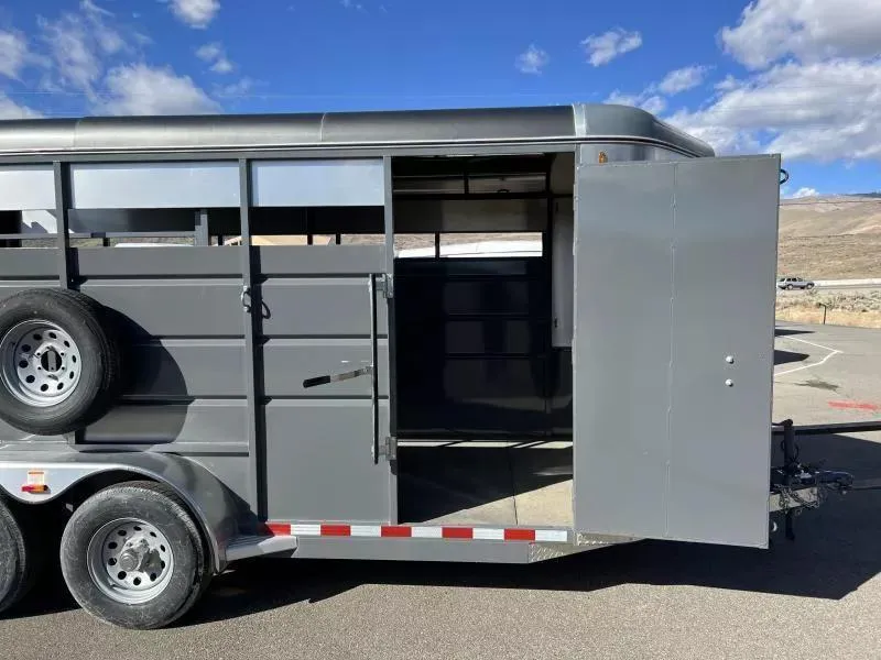 new Horse Trailers Maverick Trailers  for sale, in Carson City, NV Thumbnail 6