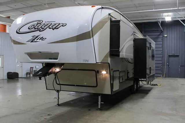 2016 Keystone RV Cougar 28SGS 2016 Keystone RV Cougar 28SGS