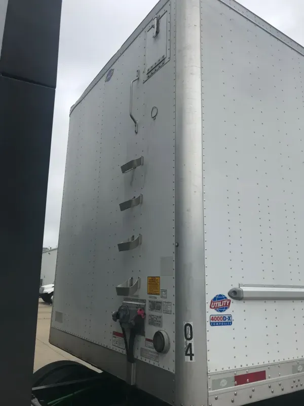 used Dry Van Semi Trailers Utility  for sale, in Dallas, TX Thumbnail 3