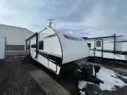 2025 Prime Time Manufacturing Tracer Touring 255DS 