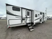 used Travel Trailers Cougar  for sale, in Vernal, UT Thumbnail 5