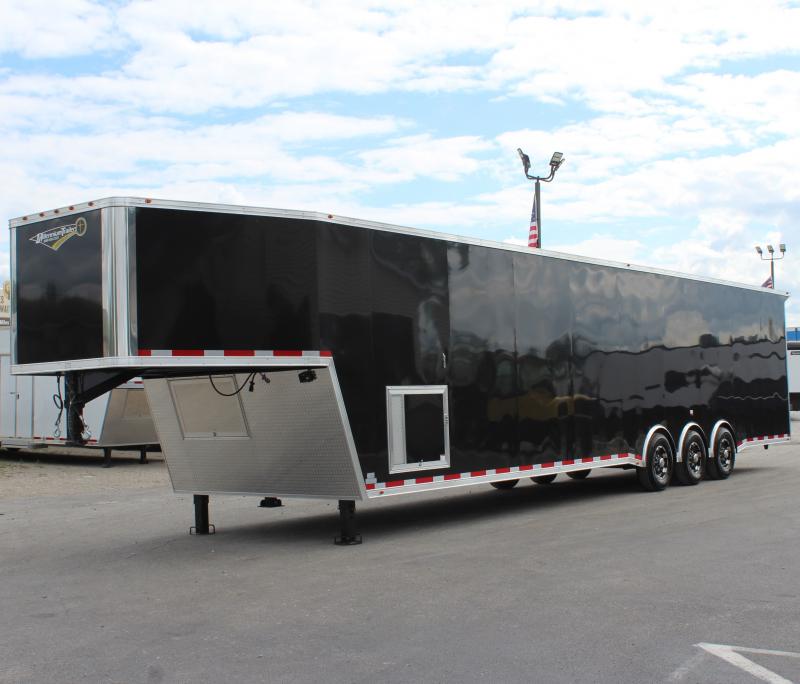 Enclosed Gooseneck Trailer 2023 44' Platinum 7'6" Interior/Tapered Nose
